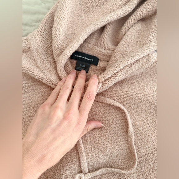 Club Monaco Soft Cozy Beige hooded Sweater XS - Picture 4 of 5